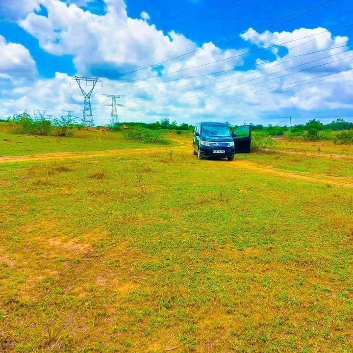 land for sale in mavueni