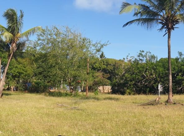 land for sale in kwa vonza