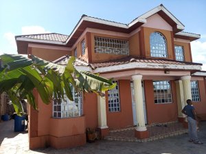 Kamakis houses for sale