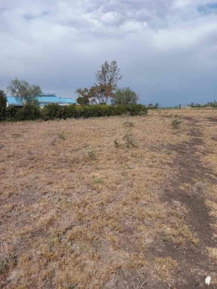 v6zhb land for sale in malaa along kangundo road
